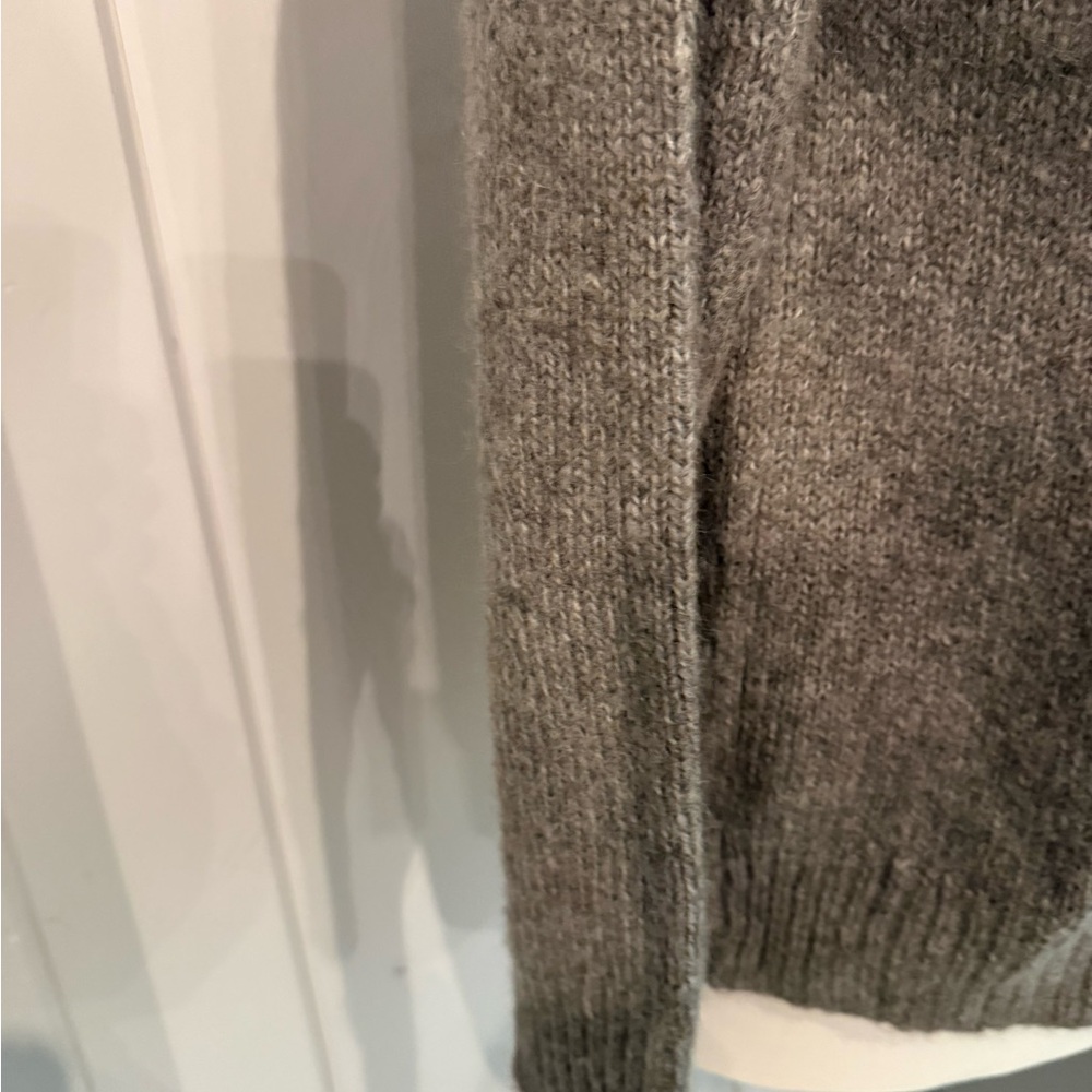 Alex Mill Gray and White Patterned Turtleneck Swe… - image 3